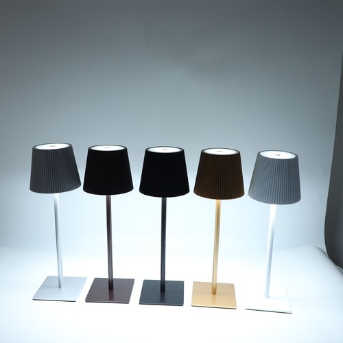 LED-Akku-Tischlampe
