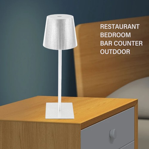 LED-Akku-Tischlampe